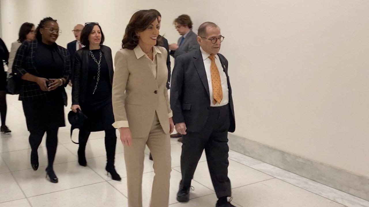hochul_nadler_d_c020823kevinfrey_02092023.jpeg