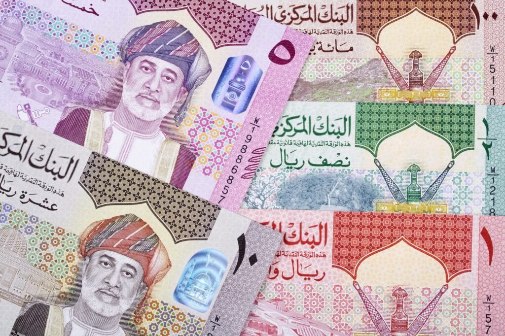 omani-rial-new-series-banknotes